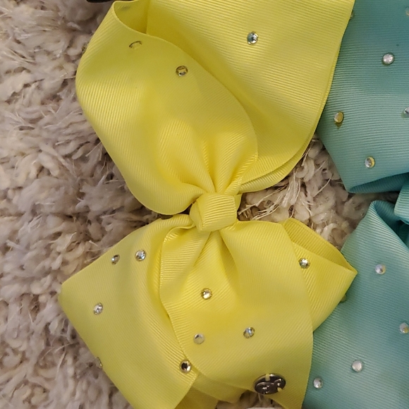 JoJo Siwa bows - Picture 5 of 16